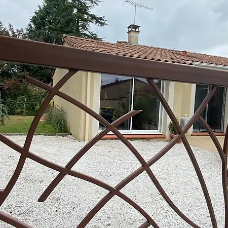 ホームステイ Chez Ludivine